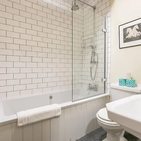 2 Sulphur Wells At Broughton Sanctuary *